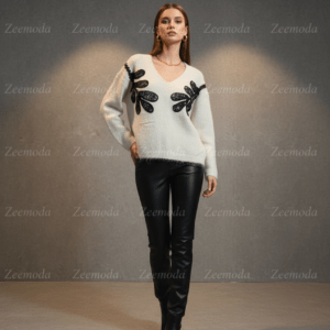 MELANI WHITE V-NECK SWEATER